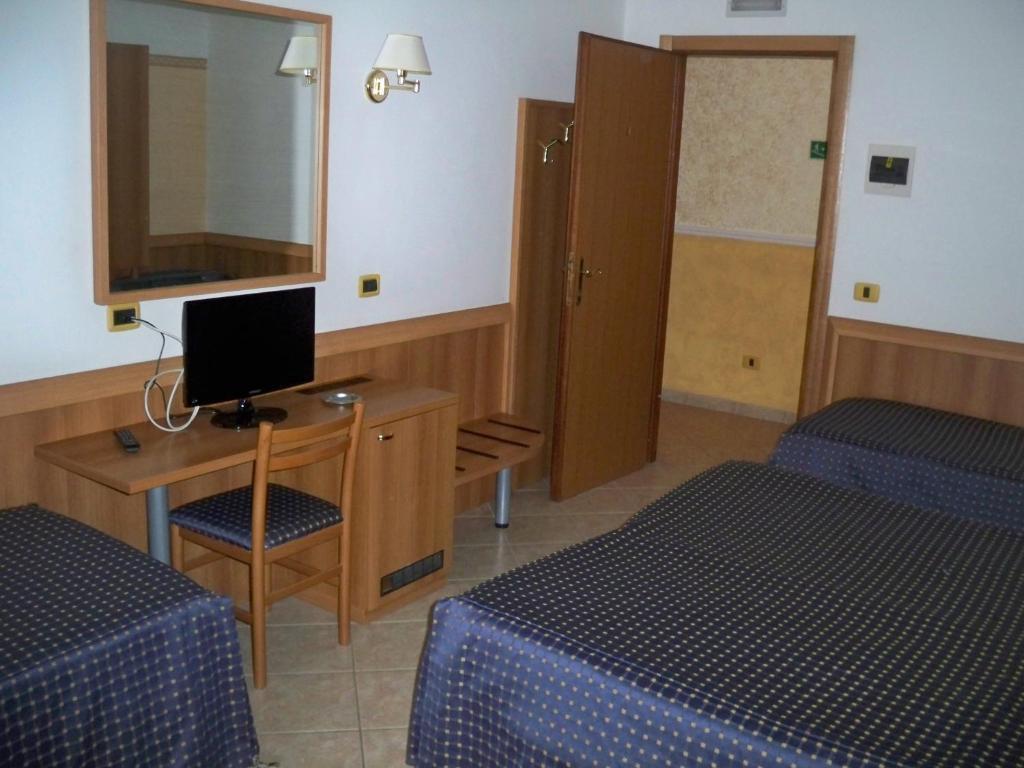 Albergo Corradetti Castel Di Sangro Pokoj fotografie