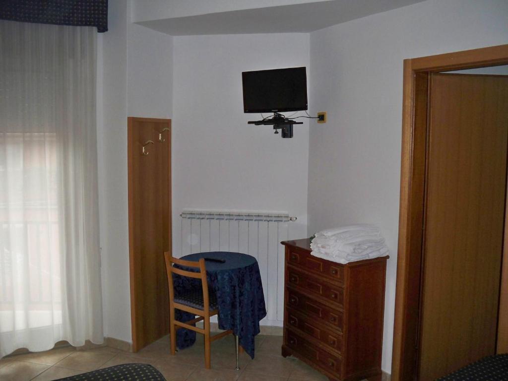 Albergo Corradetti Castel Di Sangro Pokoj fotografie